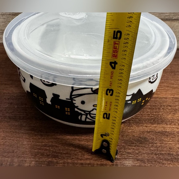 Super cute Hello Kitty Halloween Ghost Mummy SET of 3 Food Storage Conta… - Picture 6 of 9